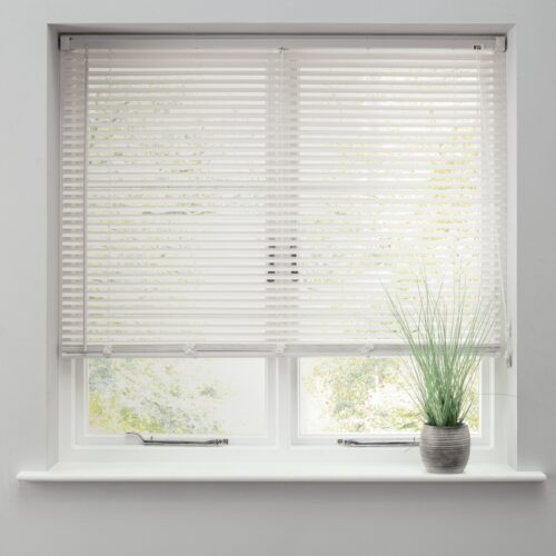 Argos Home Plastic White Venetian Blind - 60cm