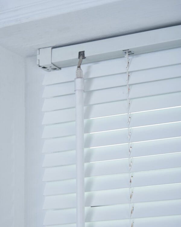 Little Black Book Basswood White 25mm Venetian Blind - 60cm